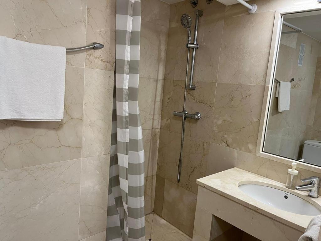 Illescas Apartamento Estepona Esterno foto